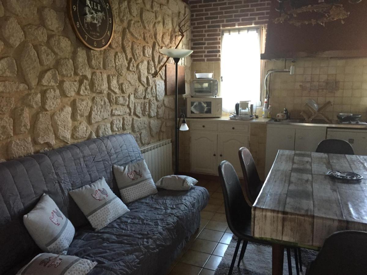 Domaine Jeanne D'Arc Bed and Breakfast Valhuon Exteriör bild